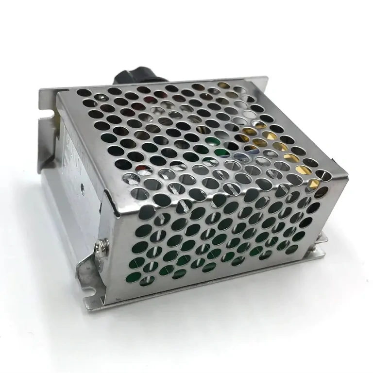 Korkeatehoisten sähkötyökalujen jännitesäädin Jännitesäätömoduuli kulmahiomalle, porakoneelle, sähkösaumaleikkurille