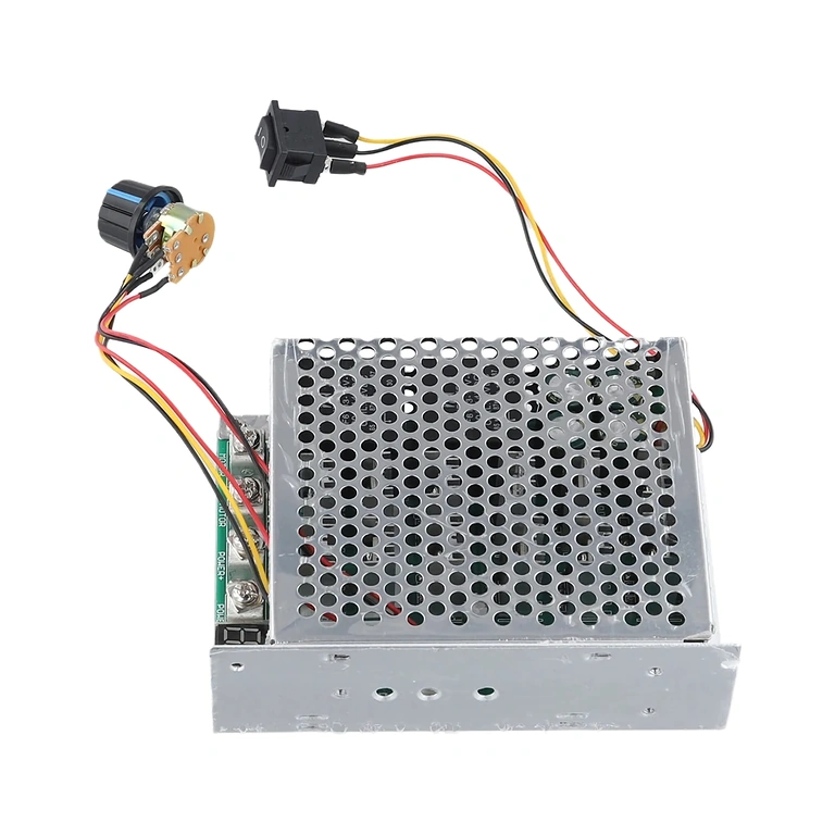 PWM-moduuli tasavirtamoottoreiden nopeuden säätöön