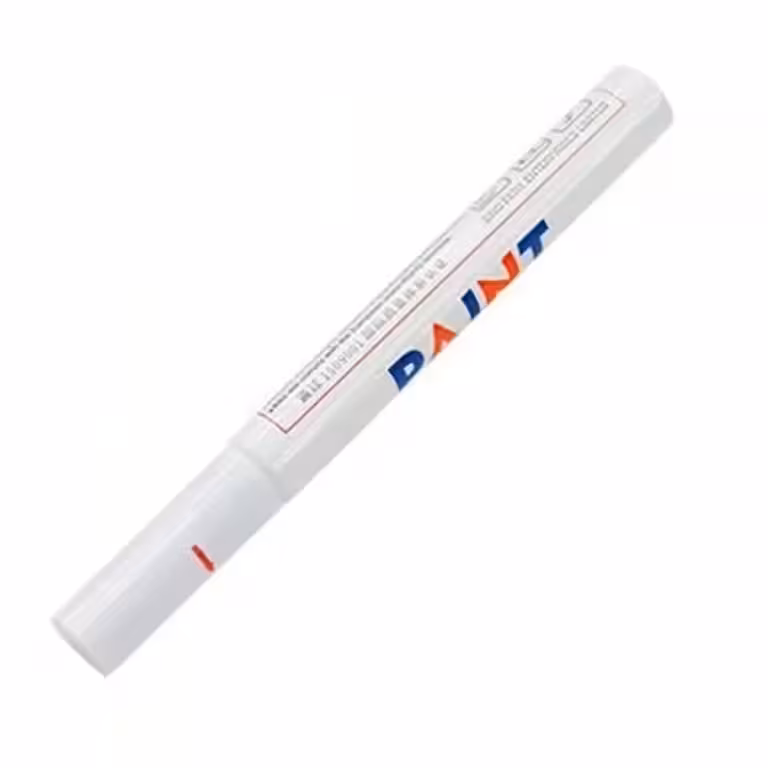 Valkoinen rengasmerkki pysyvällä maalilla – kestävä merkintä renkaisiin, metalliin, lasiin ja puuhun