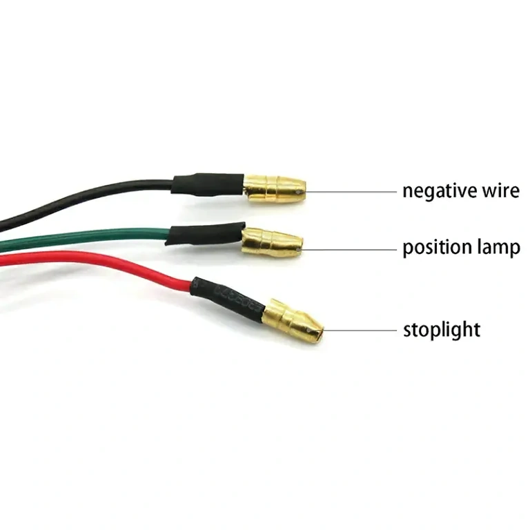 Enduro MX takavaloyksikkö Täydellinen takavalo MX- ja enduro-moottoripyöriin LEDillä