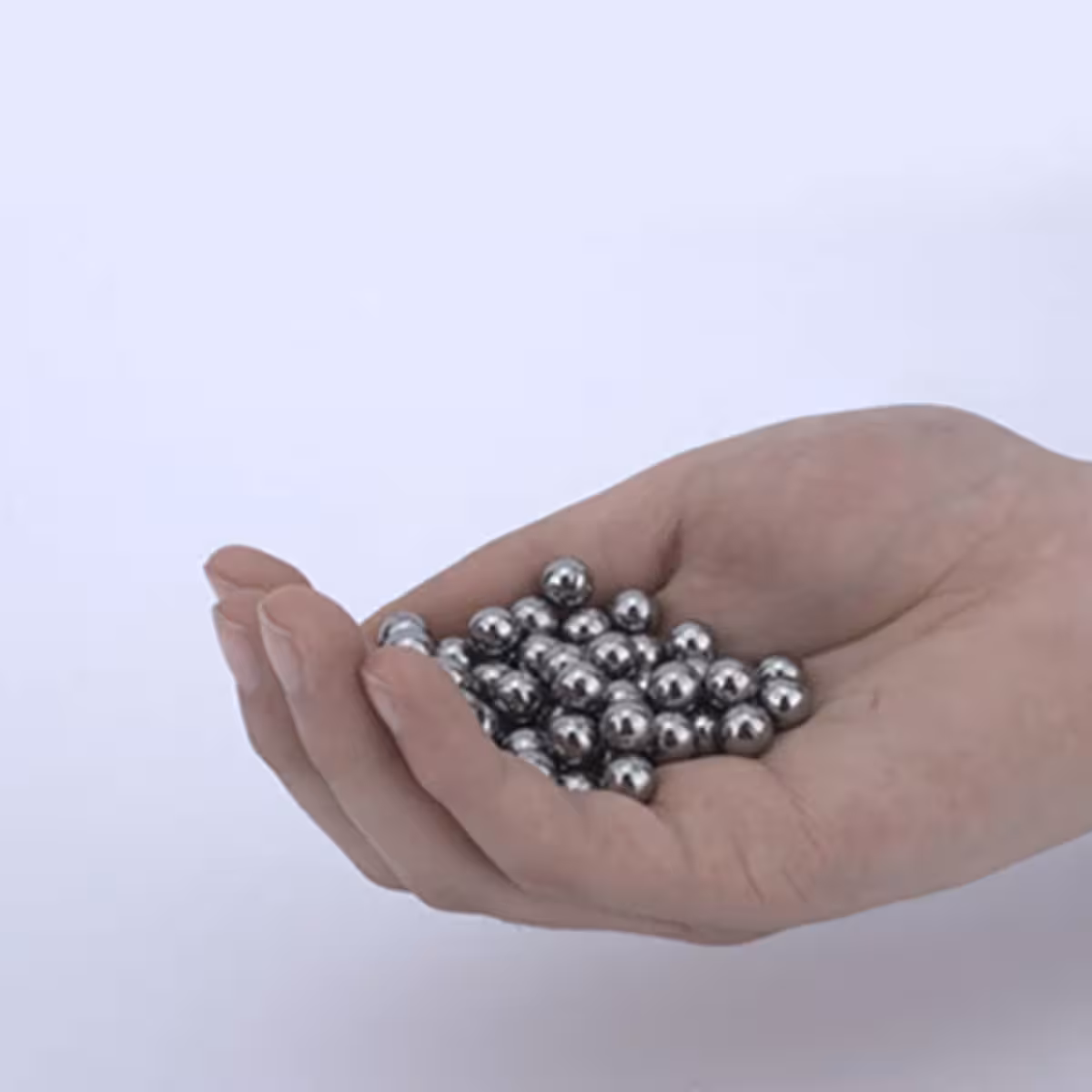 100 kpl teräskuulia 8 mm heittokumppariin, pyöreä ja sileä