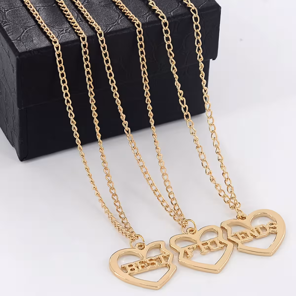 3 ystäväkaulaketjua tytöille, Best Friends Forever