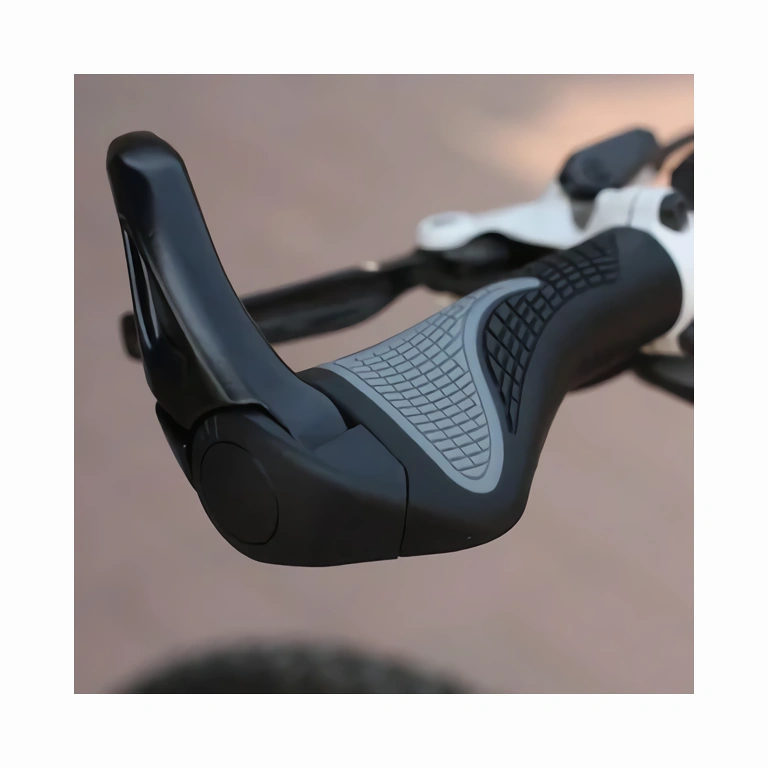 Musta kumipintainen pyöräkahva Yksinkertaiset ja tehokkaat kahvat kaupunkipyöriin tai maastopyöriin