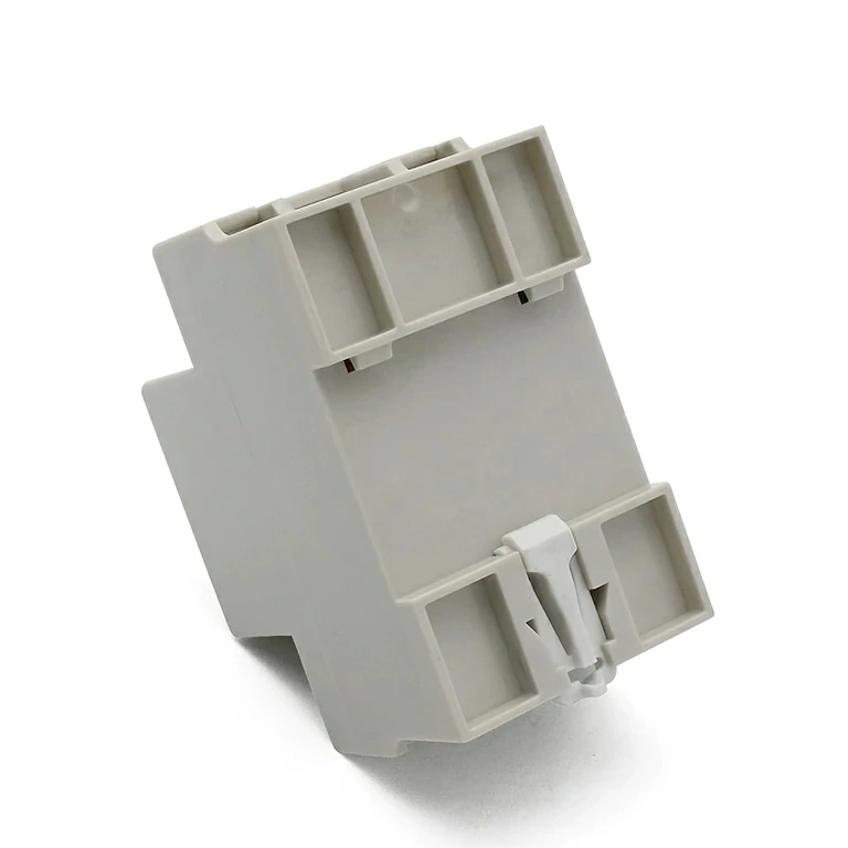 Veden korkea/matala -tason kontrolleri – automaattikytkin Vedenhallintarele – pumppu käynnistyy ennalta määritettyjen tasojen mukaan