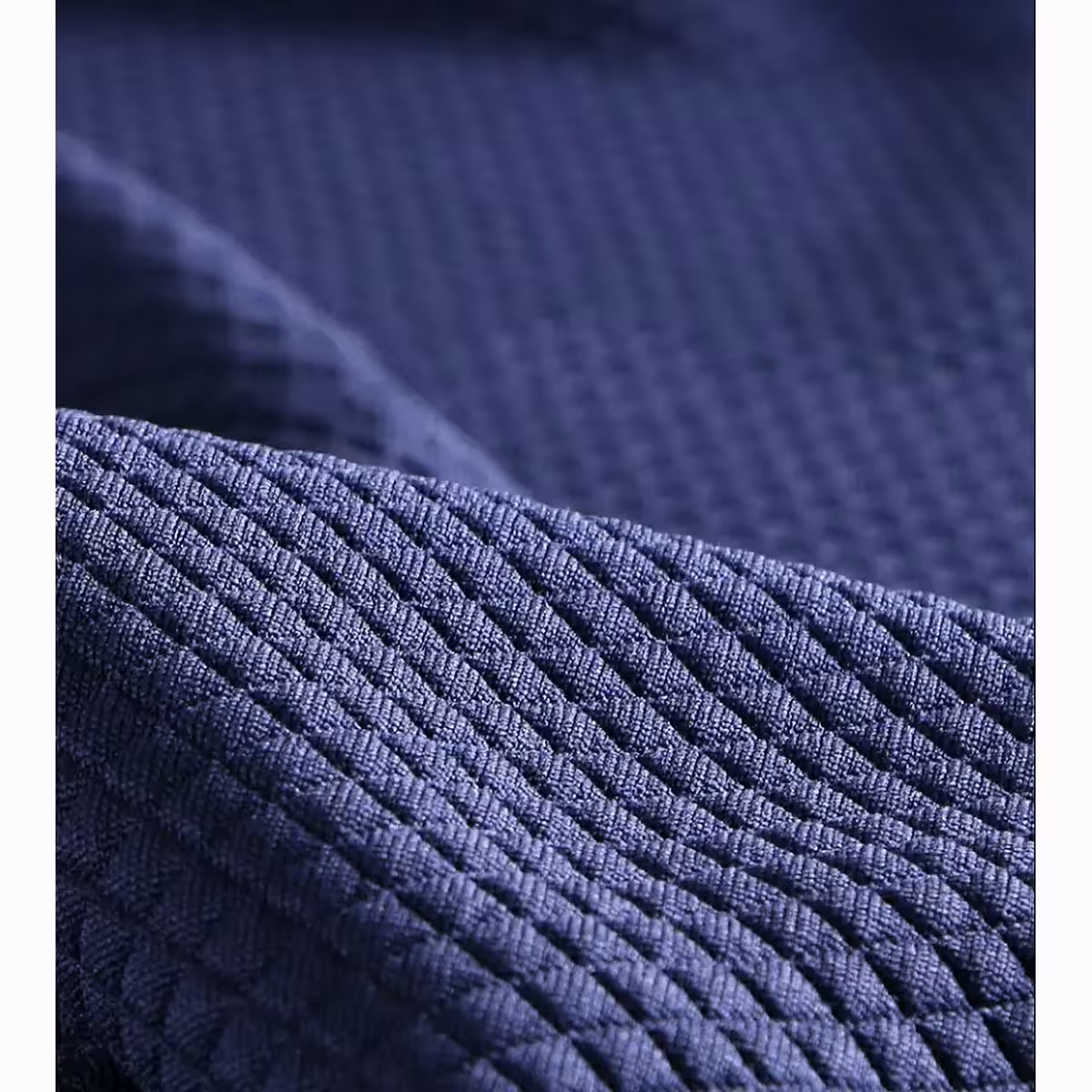 Ergonominen istuintyyny, irrotettavalla päällisellä