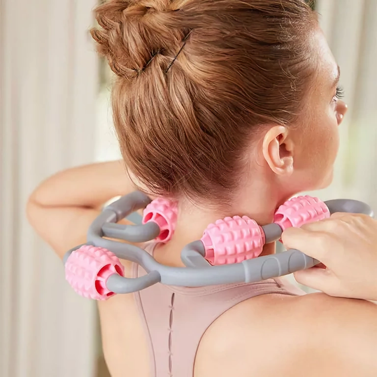 Käsikäyttöinen selluliittihierontalaite silikonirullilla Käsin käytettävä selluliittihierontalaite silikonipyörillä