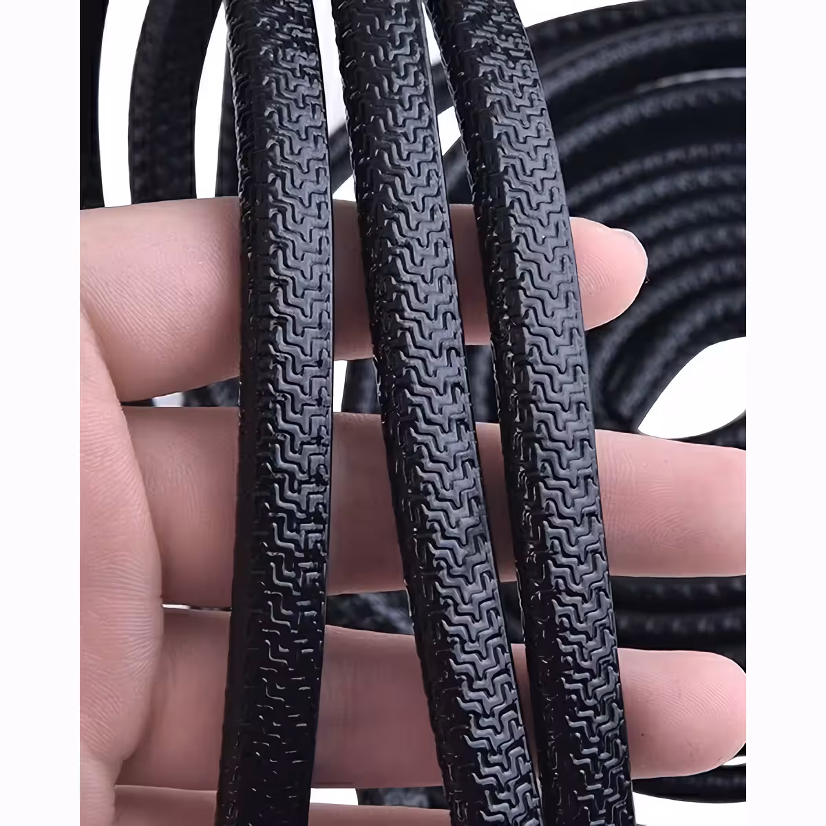 Kumitiivistenauha ovien suojaamiseen ja tiivistämiseen