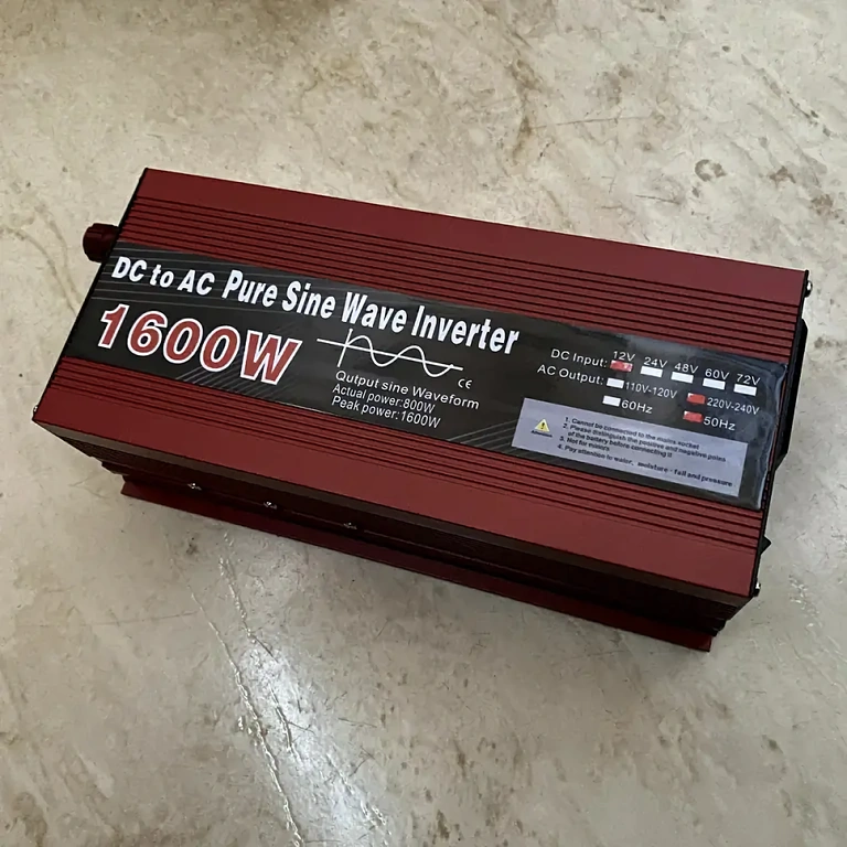 Kannettava invertteri vaunuille 12V–220V Energiaratkaisu retkeilyyn ja asuntoautoihin
