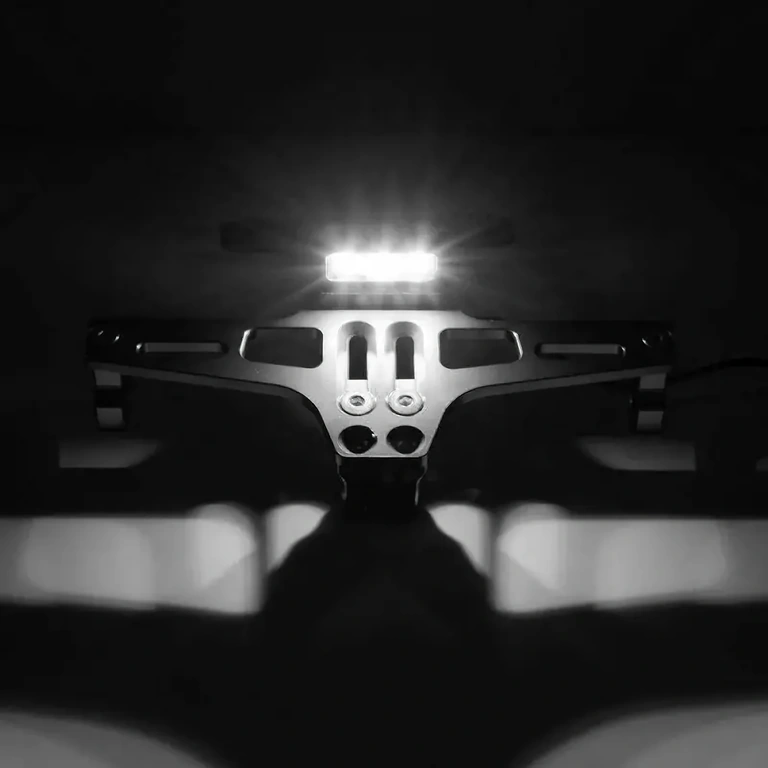 Musta moottoripyörän rekisterikilven teline Musta rekisterikilven teline modernilla designilla