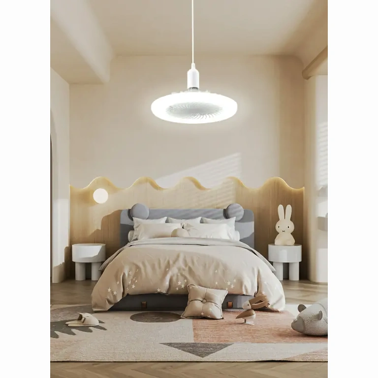 Älykäs huoneen tuuletin valolla Kattotuuletin säädettävällä valolla ja älytoiminnoilla, asennettuna huoneeseen