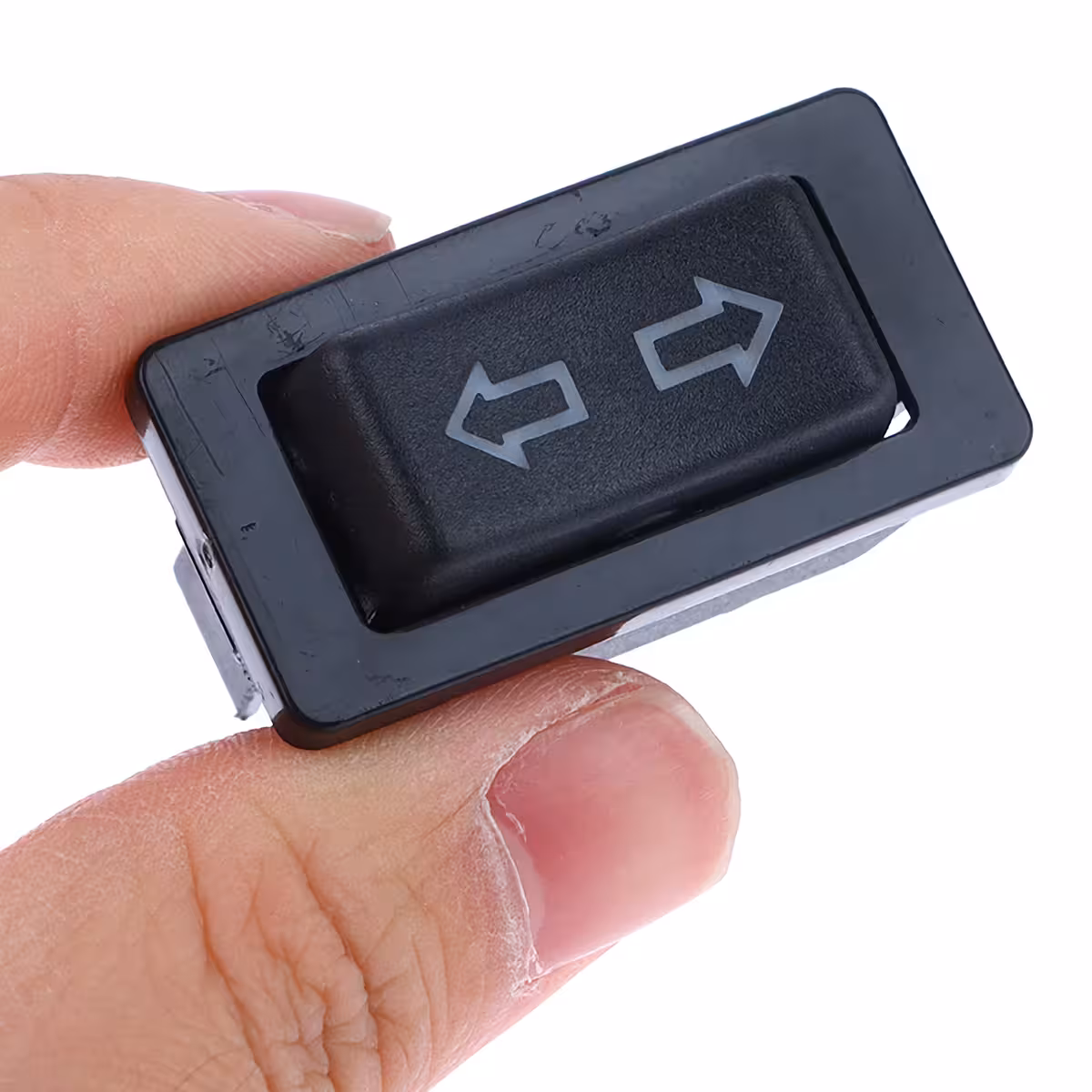 3-asentoinen kytkin palautuksella, suora ohjaus DC-moottorin suuntaan