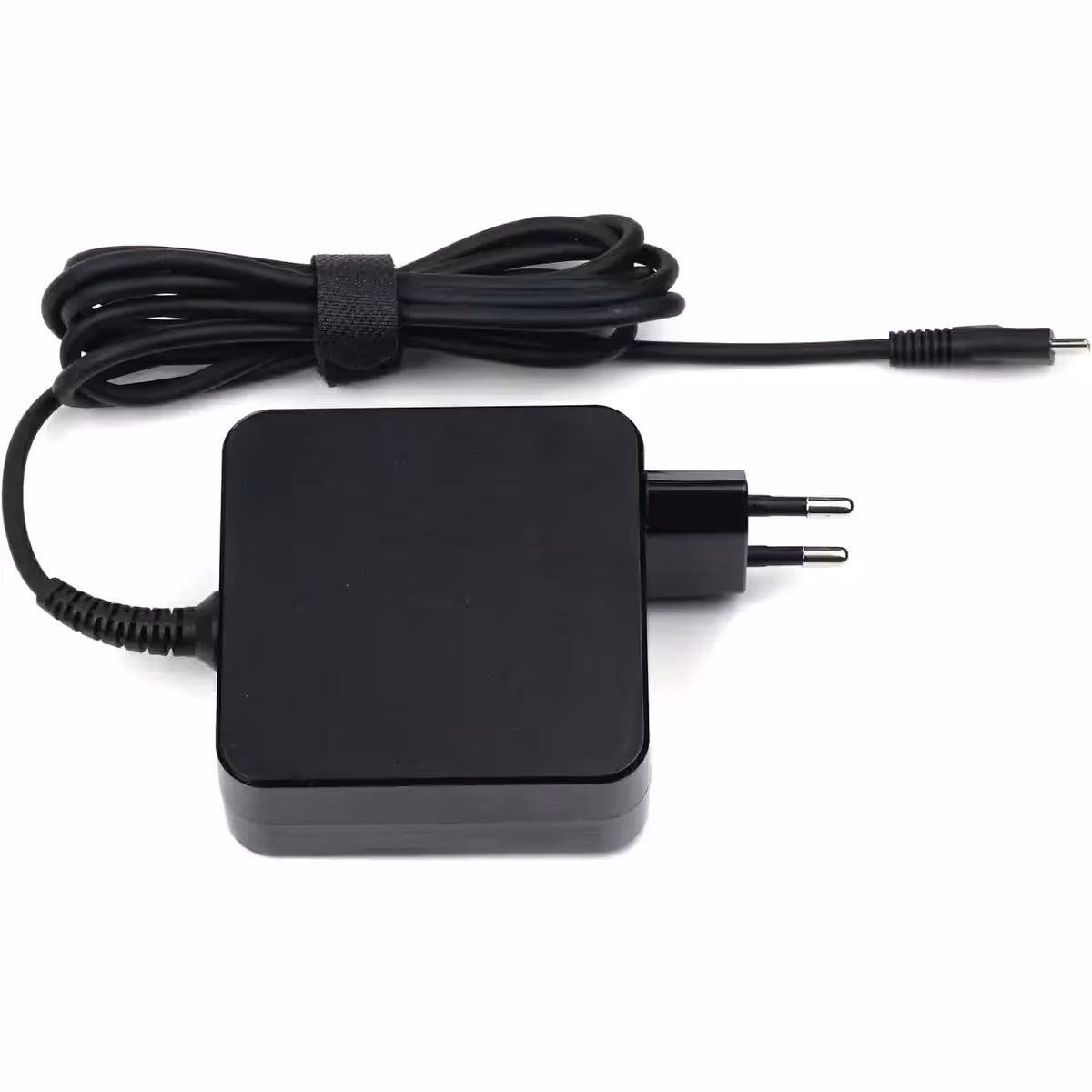 USB-C laturi ylijännite- ja oikosulkusuoja