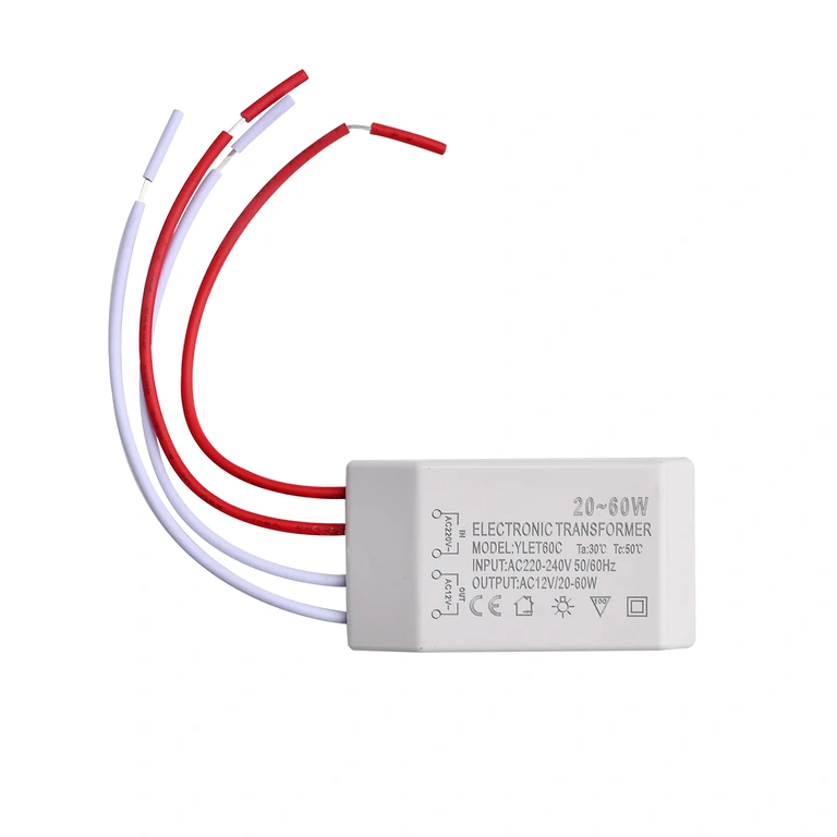 12V AC halogeenilamppujen muuntaja 12V halogeenilamppujen virtamuuntaja