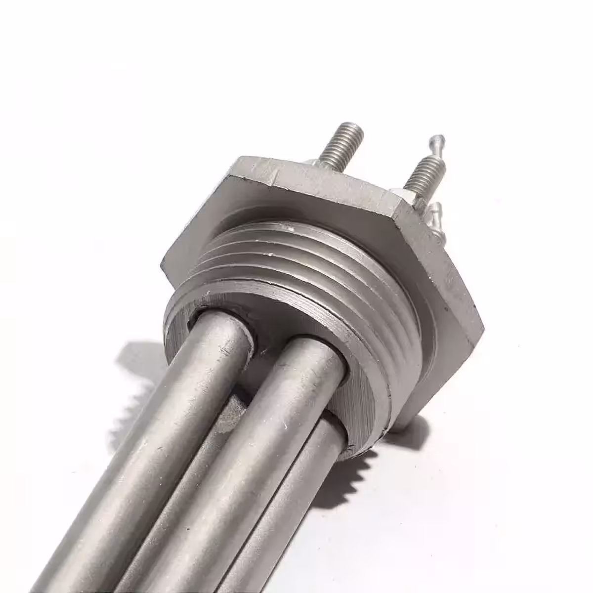 BSP 1 tuuman kierteet lämmityselementissä