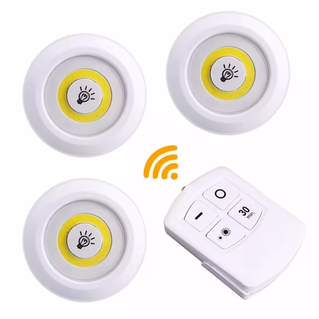 Setti 3 LED-spottia kaukosäätimellä – paristokäyttöiset lamput sisävalaistukseen