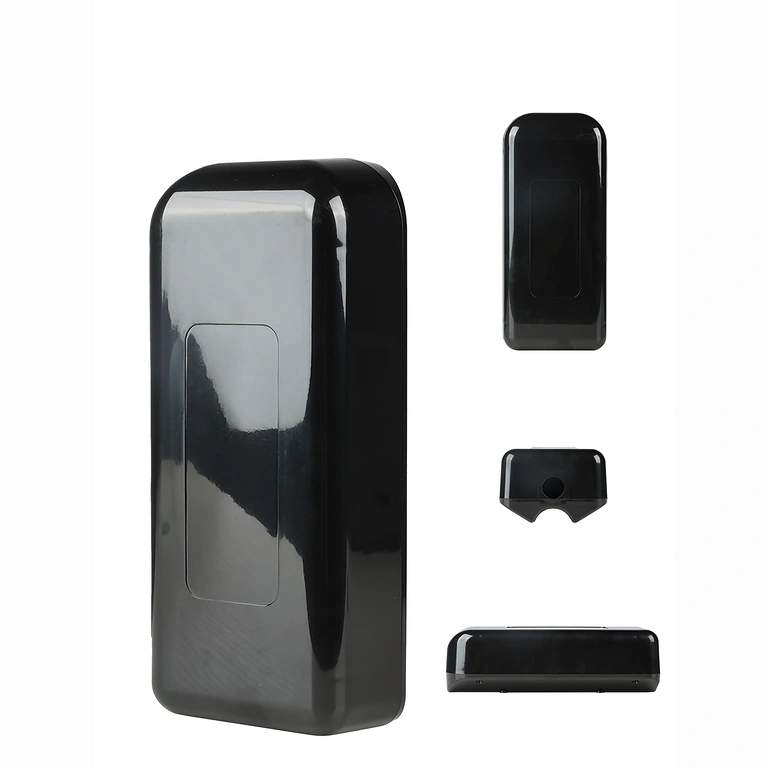 Ruuvit ja klemmarit kiinnitykseen