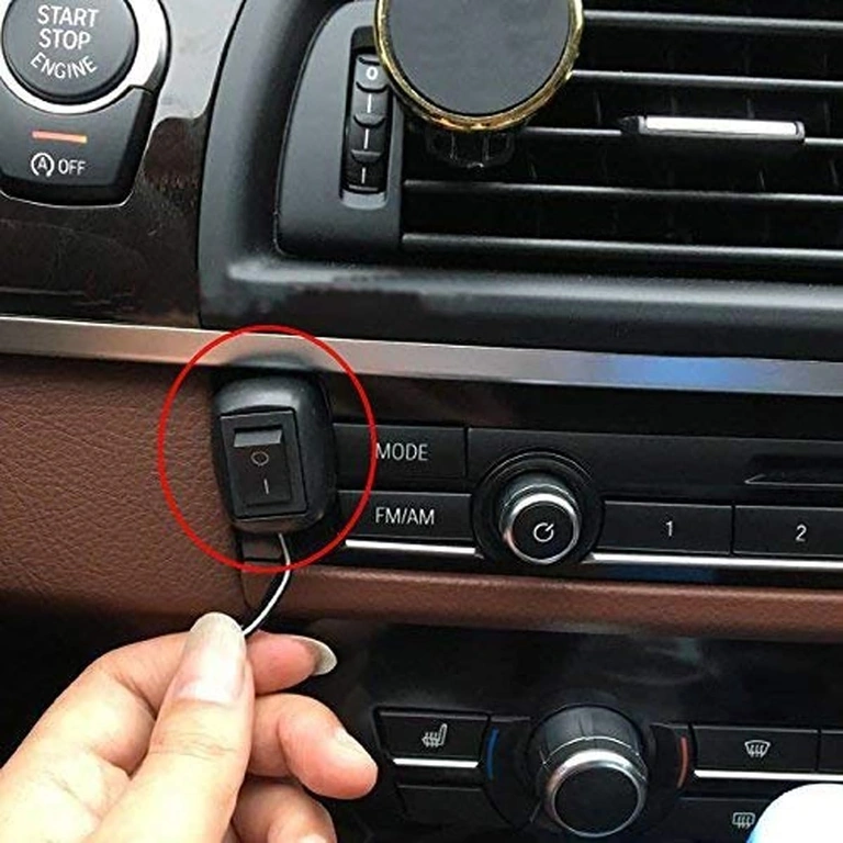 ON/OFF-kytkimen asennus teipillä